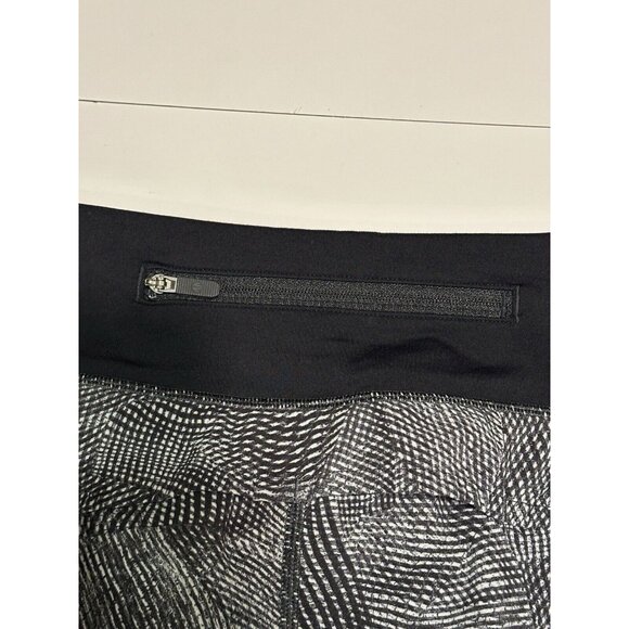 Lululemon Speed Up Low-Rise Short 2” Lined Running Shorts Size 10 - Picture 6 of 9